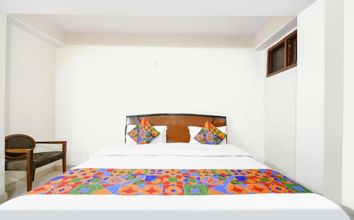 Hotel Gt International Tājganj Dış mekan fotoğraf